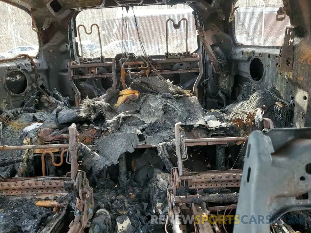 10 Photograph of a damaged car 2C4RDGCG9KR545393 DODGE CARAVAN 2019