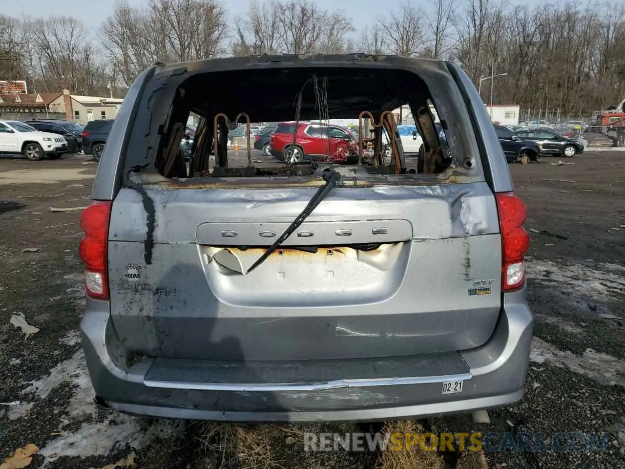 6 Photograph of a damaged car 2C4RDGCG9KR545393 DODGE CARAVAN 2019