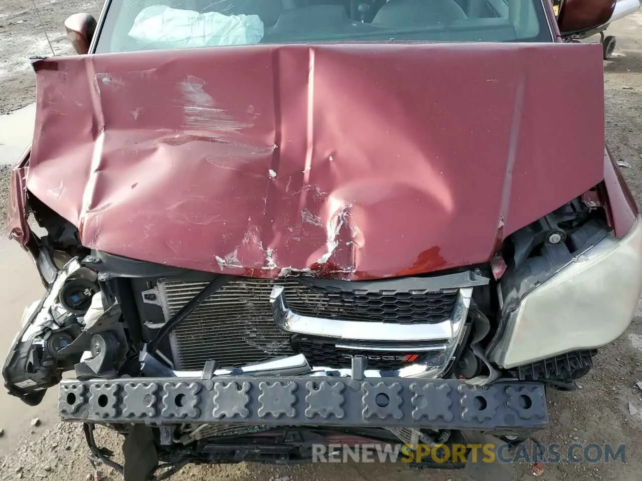 13 Photograph of a damaged car 2C4RDGCG9KR562257 DODGE CARAVAN 2019