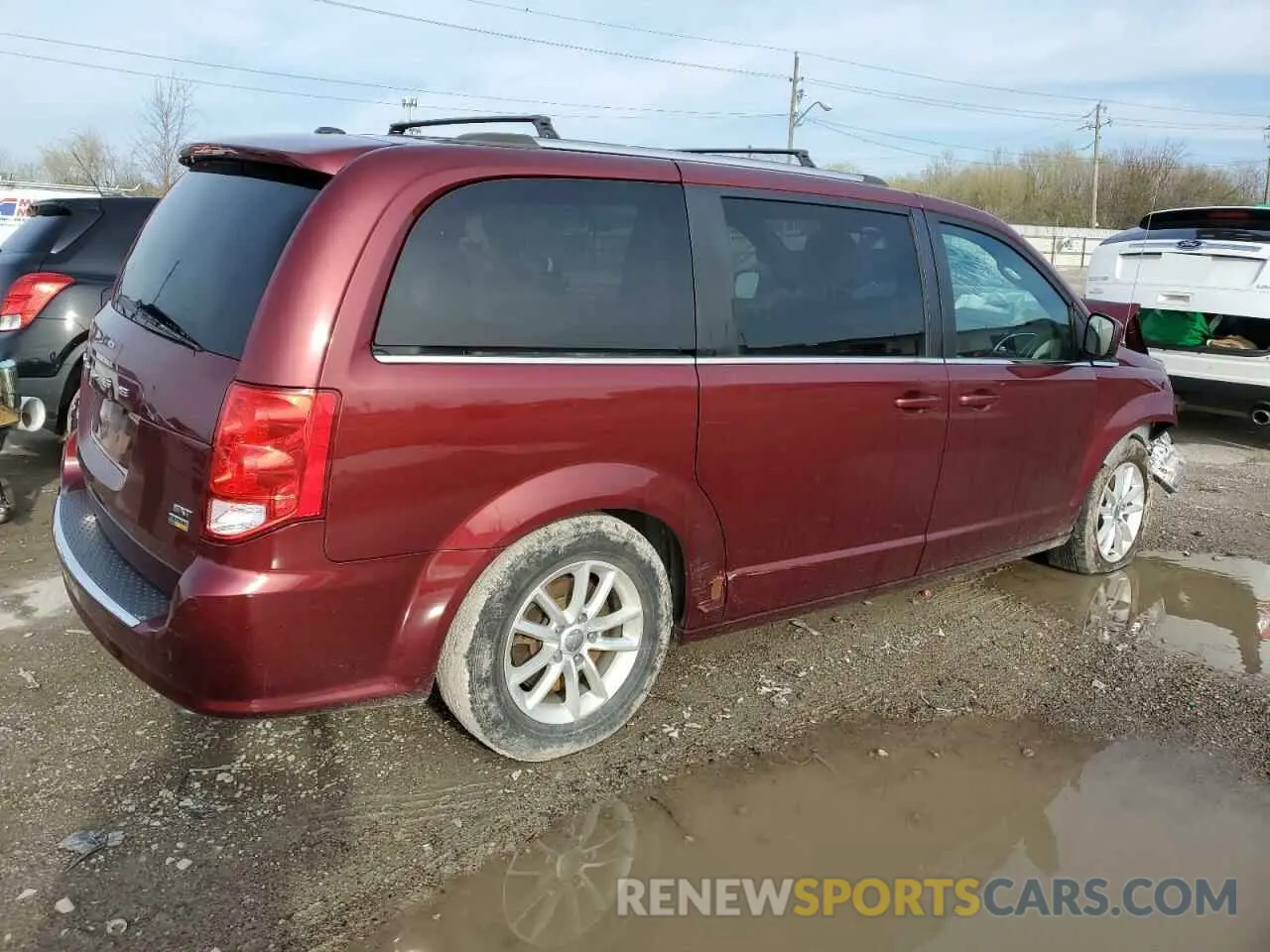 3 Photograph of a damaged car 2C4RDGCG9KR562257 DODGE CARAVAN 2019