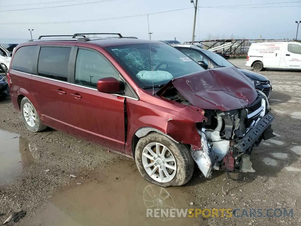 4 Photograph of a damaged car 2C4RDGCG9KR562257 DODGE CARAVAN 2019