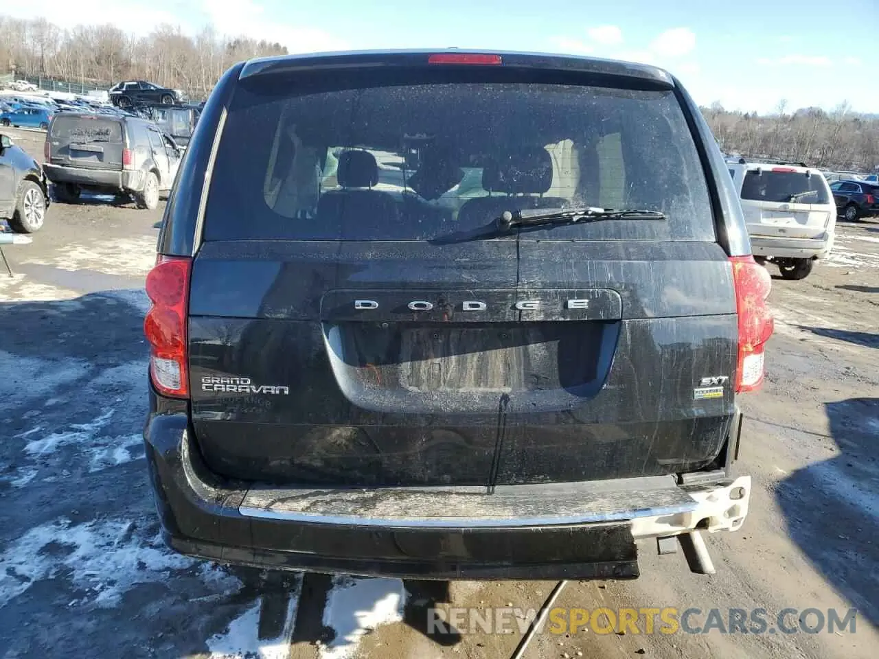 6 Photograph of a damaged car 2C4RDGCG9KR563974 DODGE CARAVAN 2019