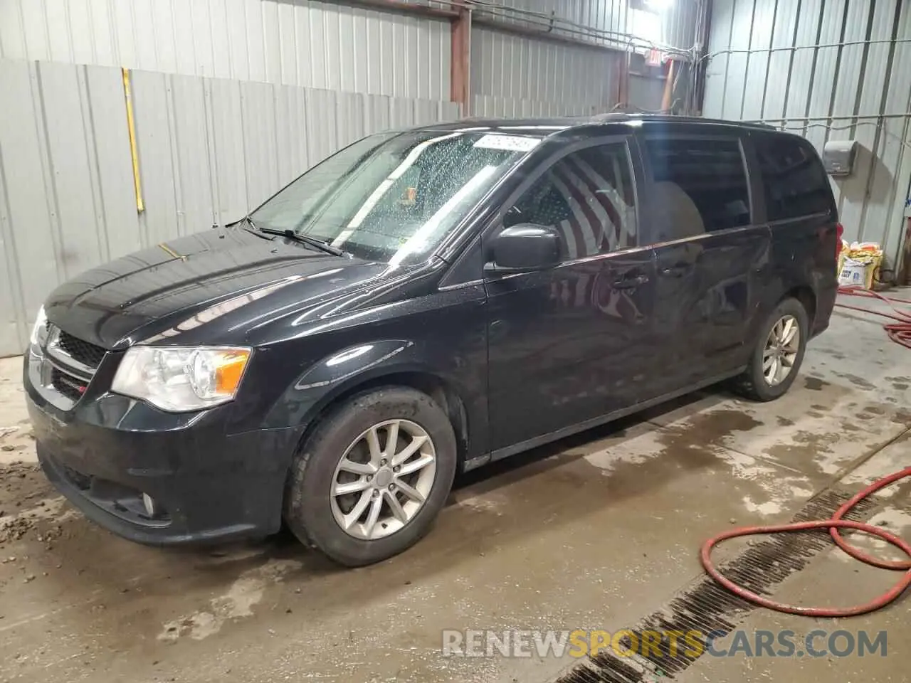 1 Photograph of a damaged car 2C4RDGCG9KR712187 DODGE CARAVAN 2019