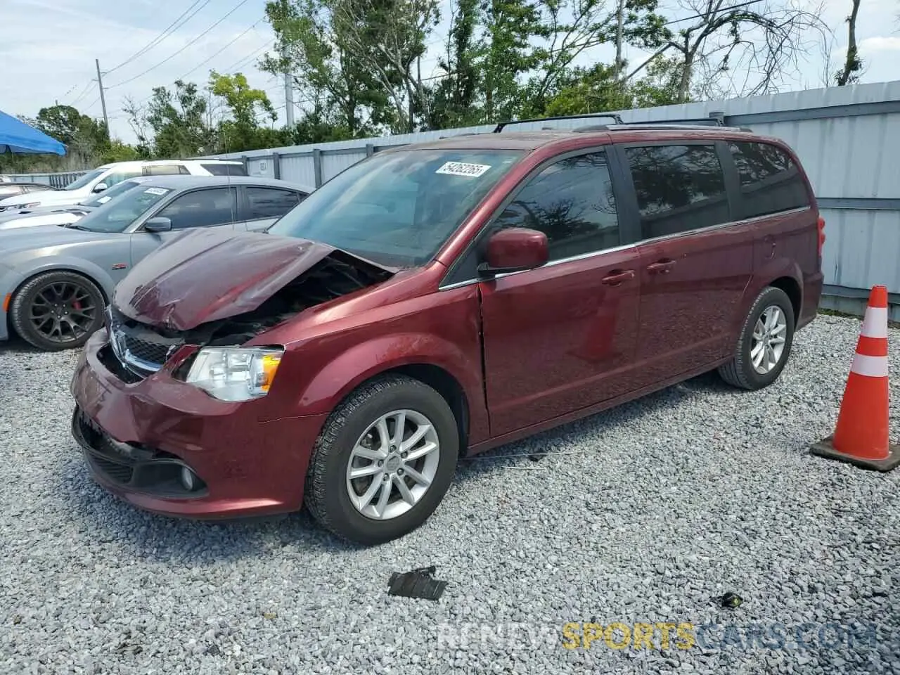 1 Photograph of a damaged car 2C4RDGCG9KR759302 DODGE CARAVAN 2019