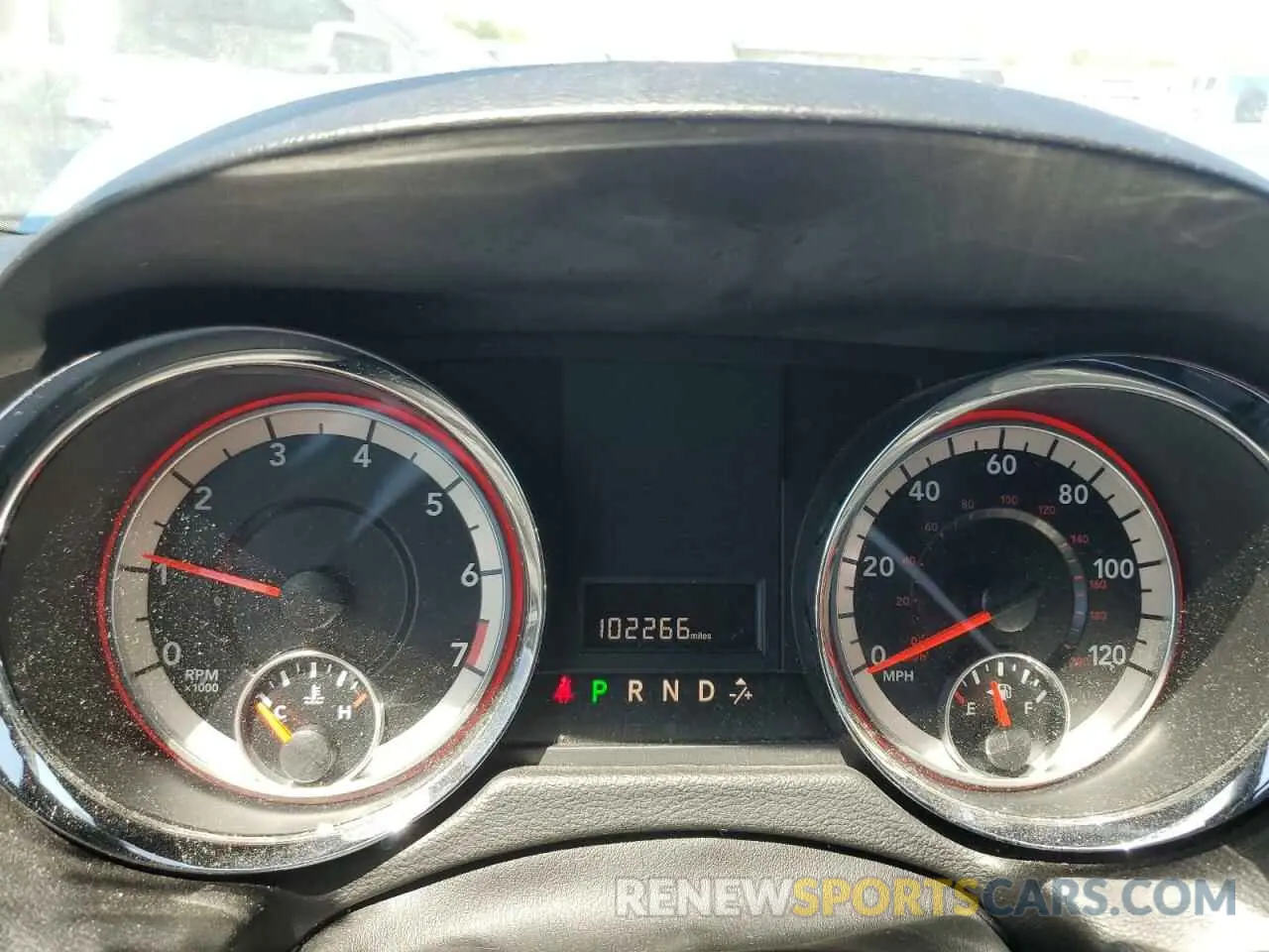 9 Photograph of a damaged car 2C4RDGCG9KR759302 DODGE CARAVAN 2019
