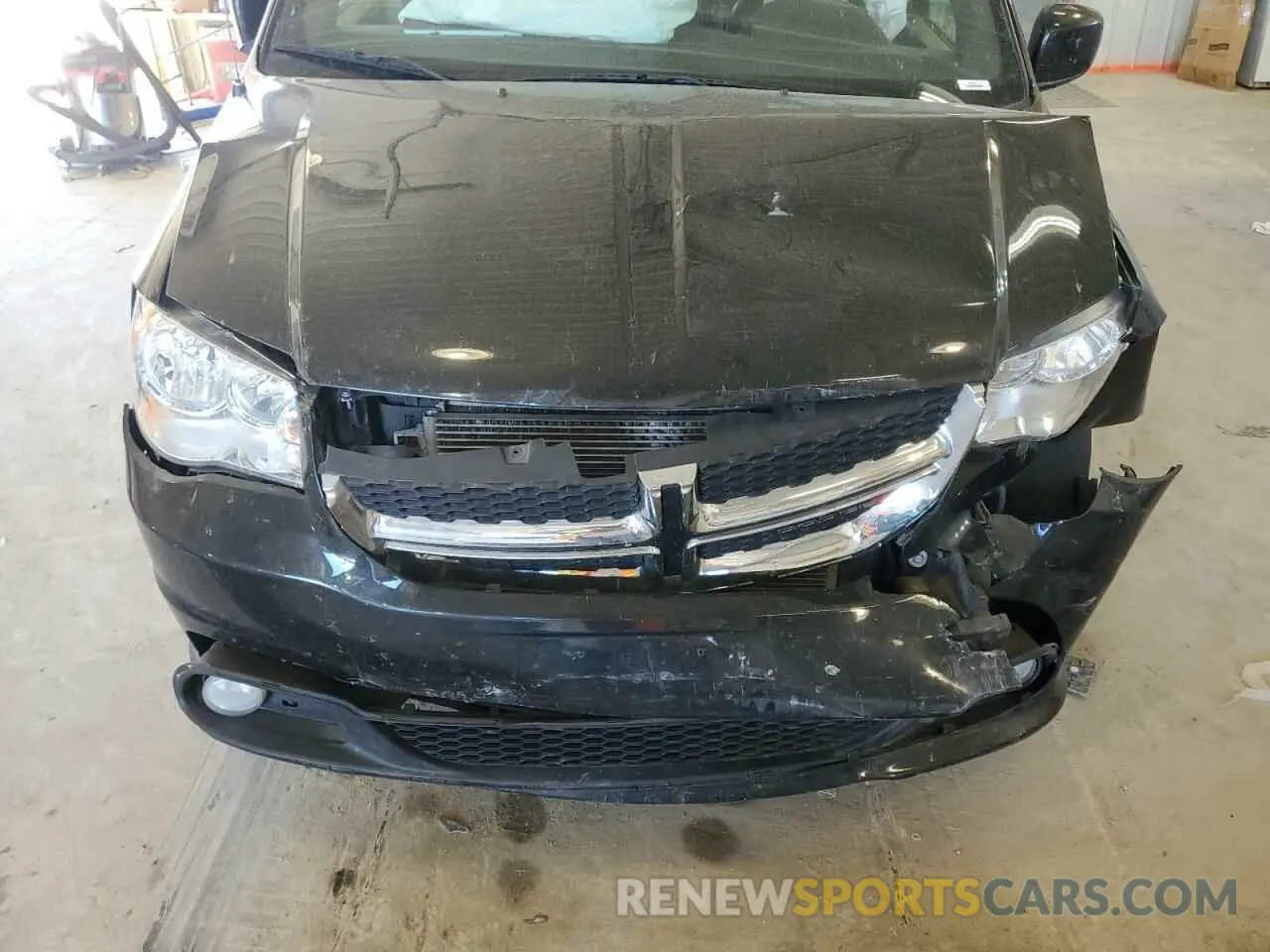 12 Photograph of a damaged car 2C4RDGCG9KR775936 DODGE CARAVAN 2019