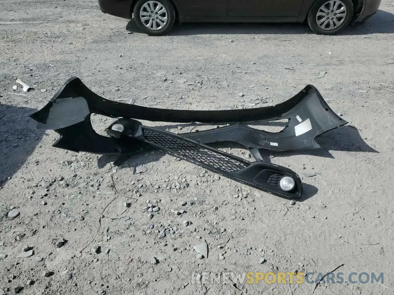 13 Photograph of a damaged car 2C4RDGCG9KR784992 DODGE CARAVAN 2019
