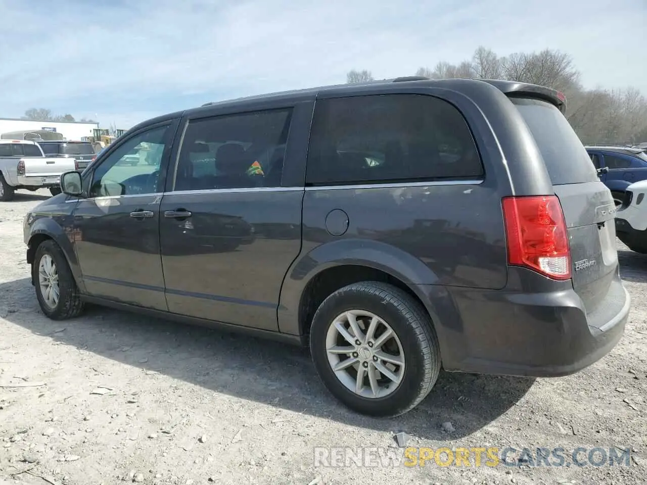2 Photograph of a damaged car 2C4RDGCG9KR784992 DODGE CARAVAN 2019