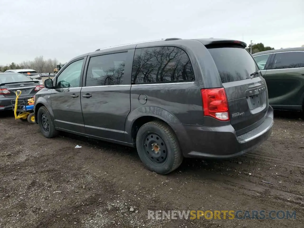 2 Photograph of a damaged car 2C4RDGCG9KR795619 DODGE CARAVAN 2019