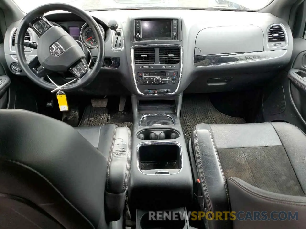 8 Photograph of a damaged car 2C4RDGCG9KR795619 DODGE CARAVAN 2019