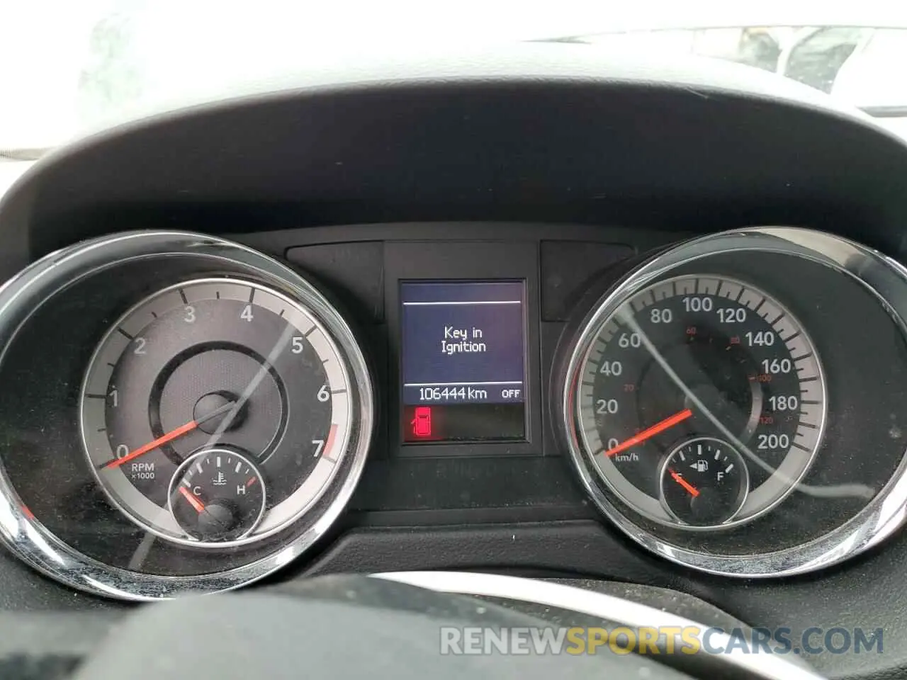 9 Photograph of a damaged car 2C4RDGCG9KR795619 DODGE CARAVAN 2019