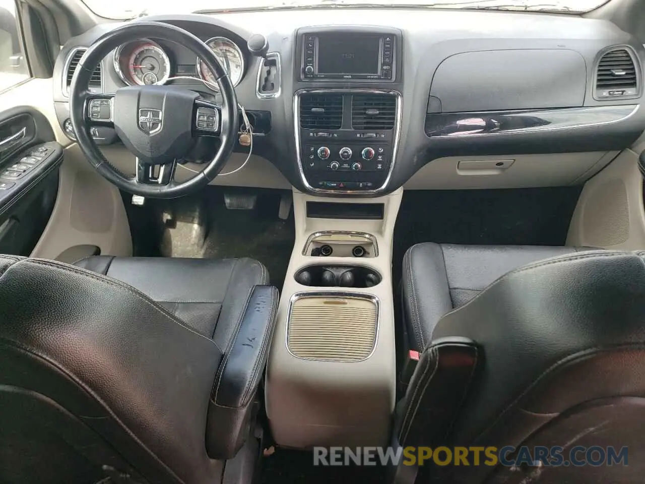 8 Photograph of a damaged car 2C4RDGCGXKR585398 DODGE CARAVAN 2019