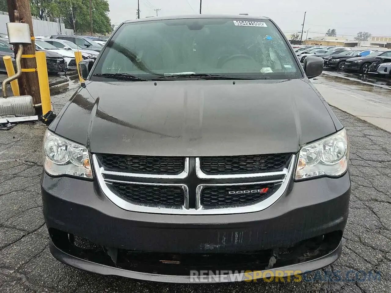 5 Photograph of a damaged car 2C4RDGCGXKR620070 DODGE CARAVAN 2019