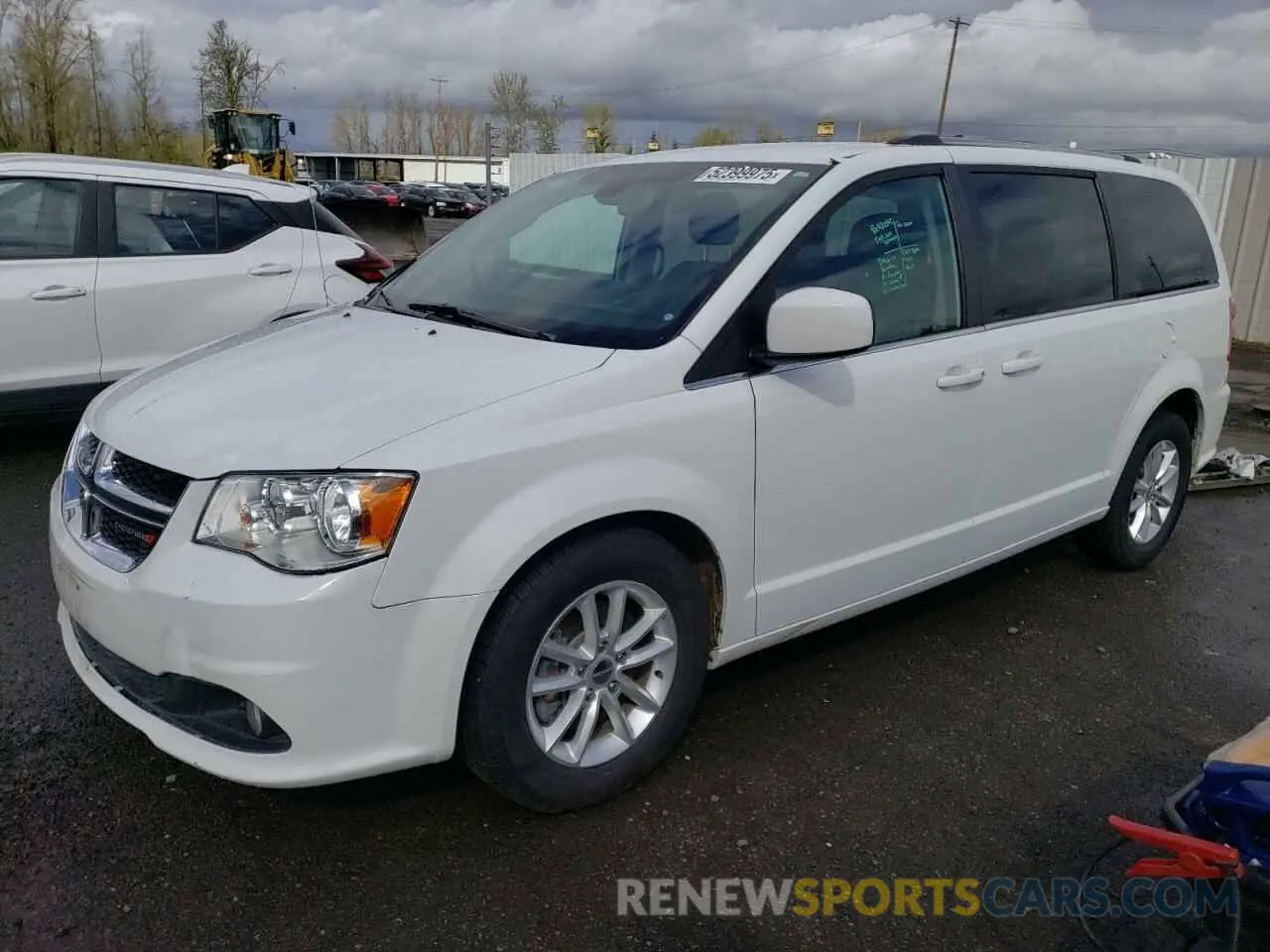 1 Photograph of a damaged car 2C4RDGCGXKR635068 DODGE CARAVAN 2019
