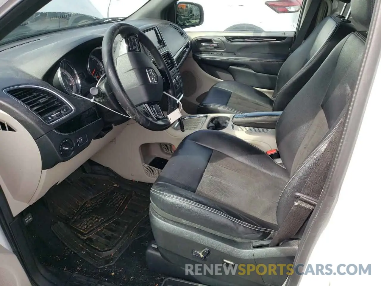 7 Photograph of a damaged car 2C4RDGCGXKR635068 DODGE CARAVAN 2019