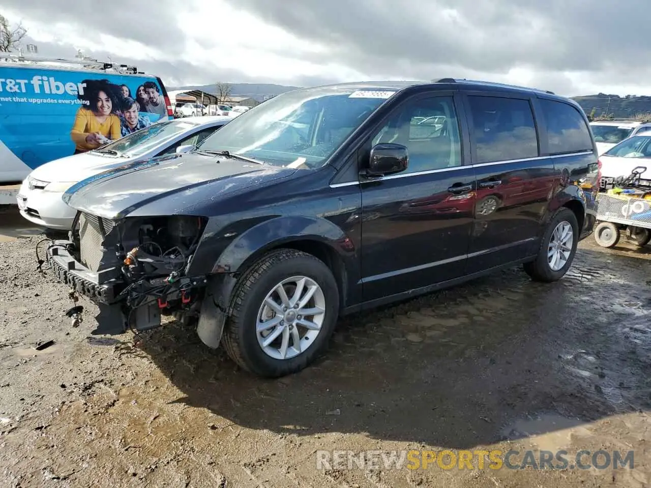 1 Photograph of a damaged car 2C4RDGCGXKR690443 DODGE CARAVAN 2019