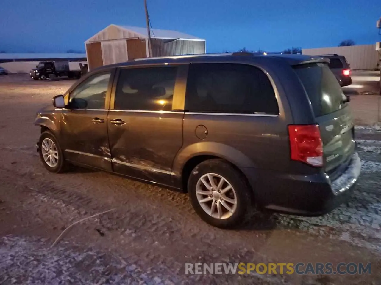 2 Photograph of a damaged car 2C4RDGCGXKR694881 DODGE CARAVAN 2019