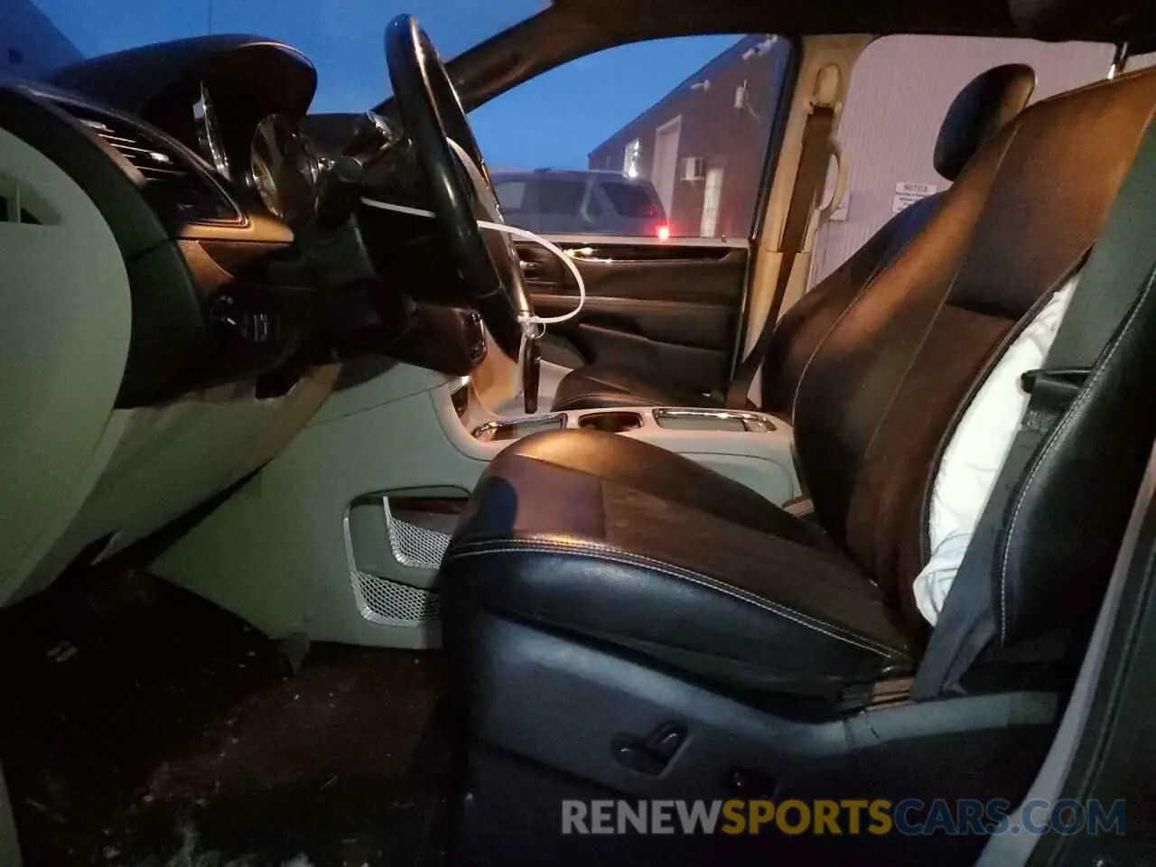 7 Photograph of a damaged car 2C4RDGCGXKR694881 DODGE CARAVAN 2019