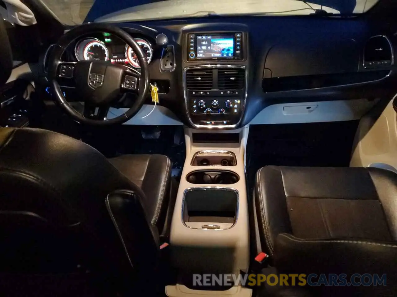 8 Photograph of a damaged car 2C4RDGCGXKR694881 DODGE CARAVAN 2019