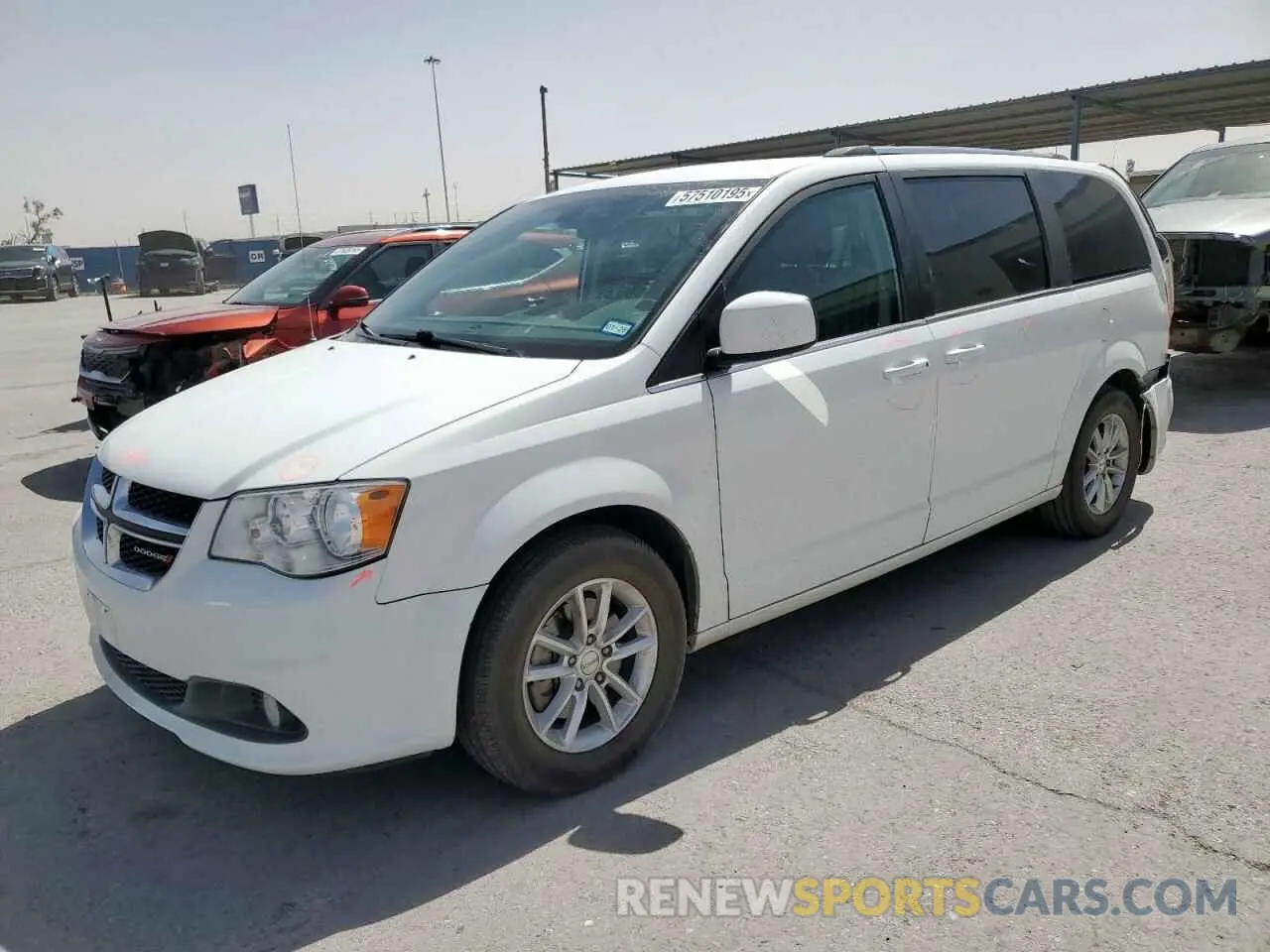 1 Photograph of a damaged car 2C4RDGCGXKR755369 DODGE CARAVAN 2019