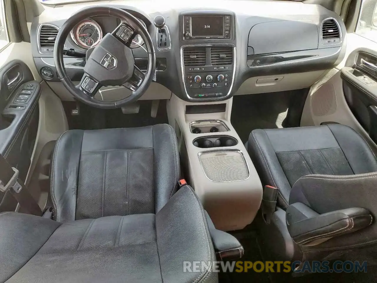 8 Photograph of a damaged car 2C4RDGCGXKR755369 DODGE CARAVAN 2019