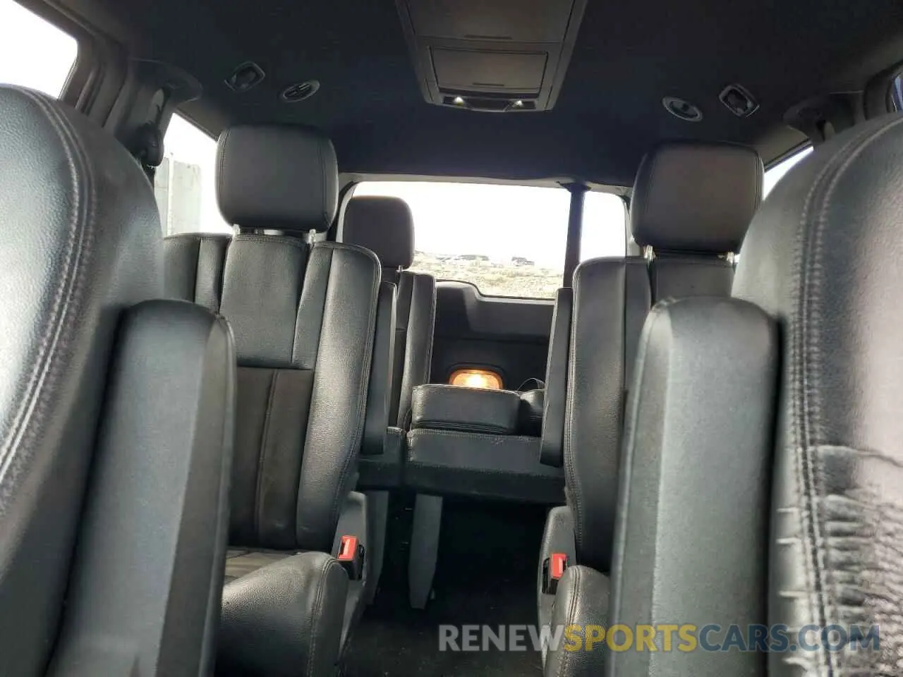 10 Photograph of a damaged car 2C4RDGCGXKR809320 DODGE CARAVAN 2019