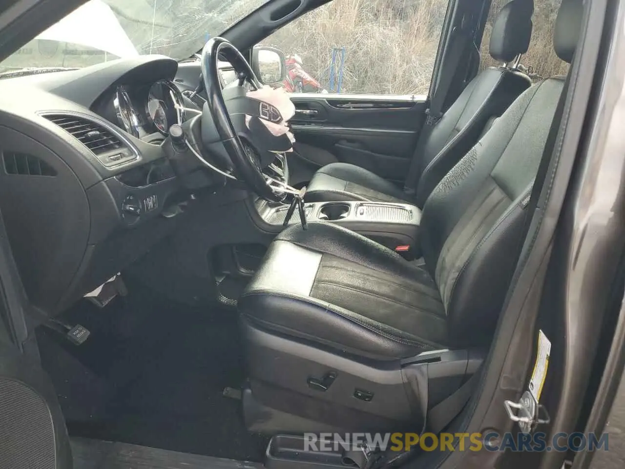 7 Photograph of a damaged car 2C4RDGCGXKR809320 DODGE CARAVAN 2019