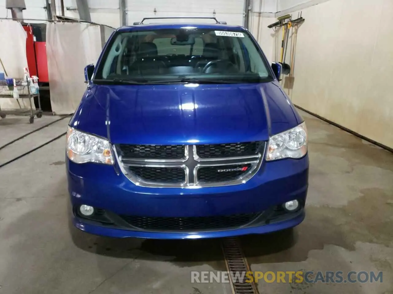 5 Photograph of a damaged car 2C4RDGDG0KR645736 DODGE CARAVAN 2019