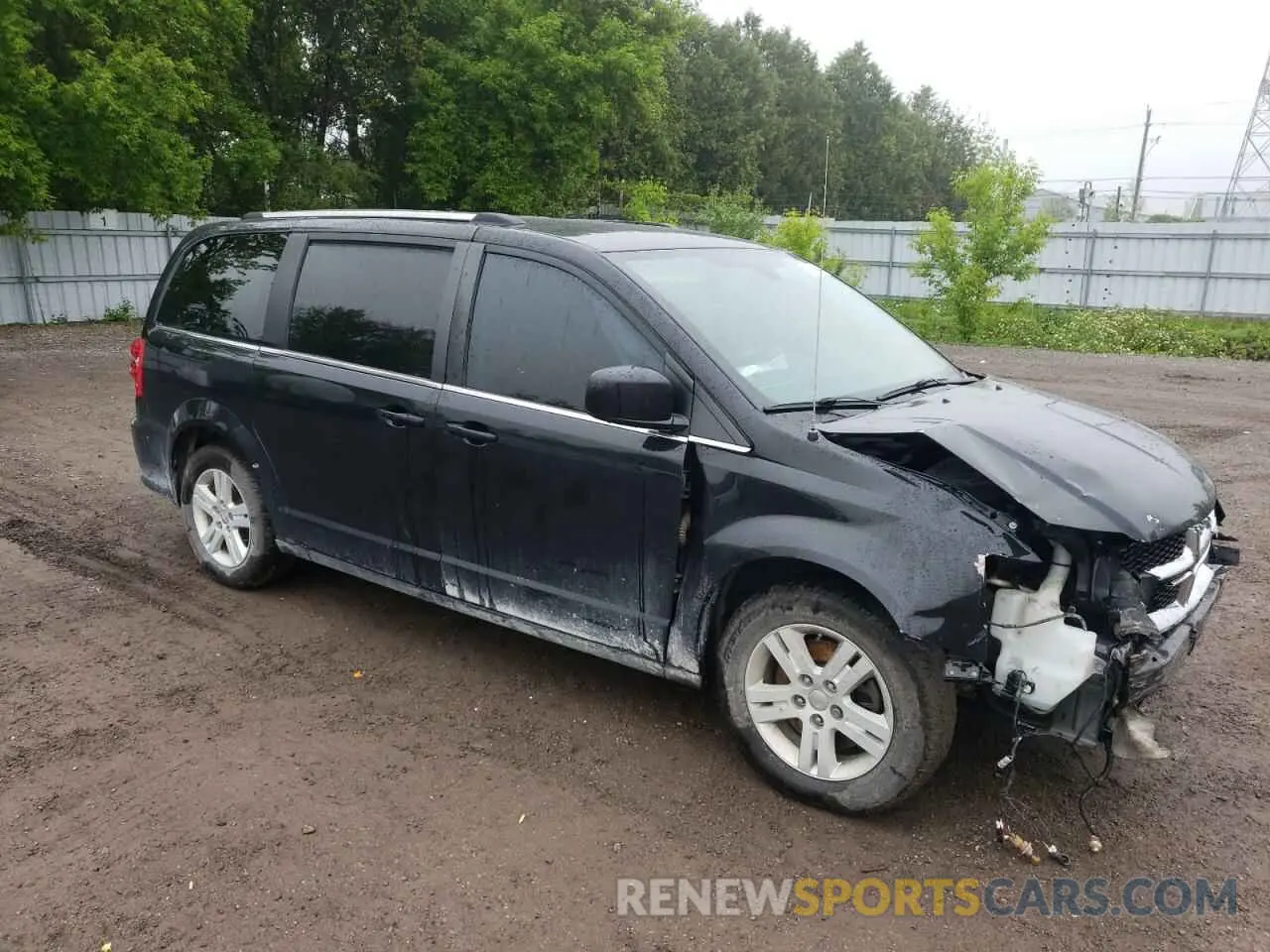 4 Photograph of a damaged car 2C4RDGDG8KR795755 DODGE CARAVAN 2019