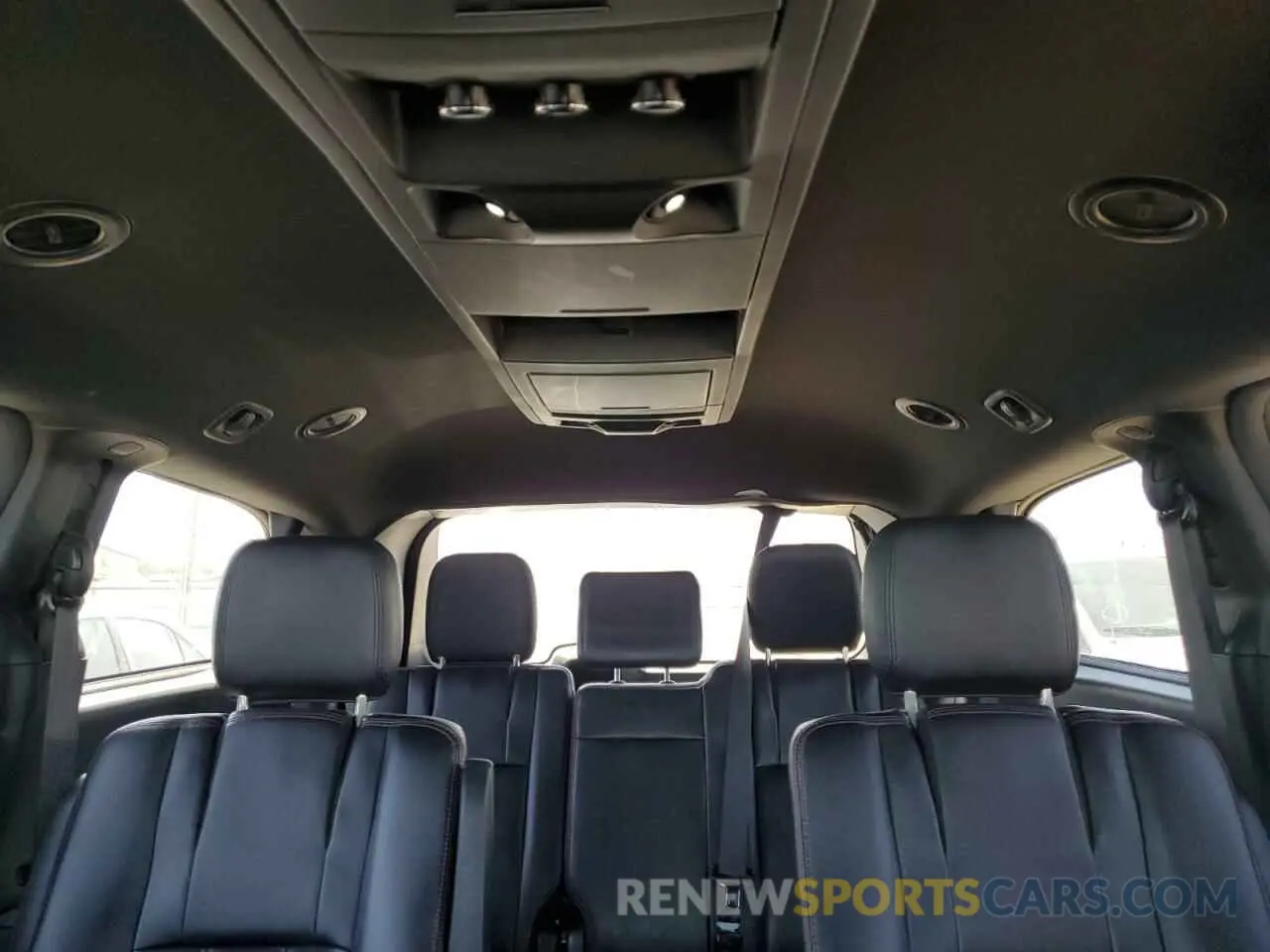 10 Photograph of a damaged car 2C4RDGEG0KR658713 DODGE CARAVAN 2019