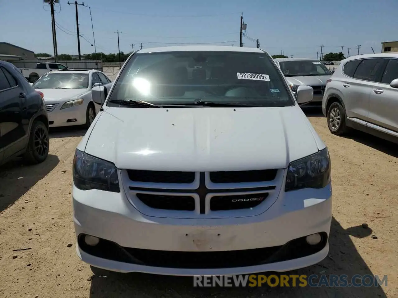 5 Photograph of a damaged car 2C4RDGEG0KR658713 DODGE CARAVAN 2019