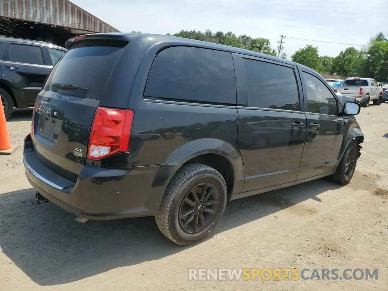 3 Photograph of a damaged car 2C4RDGEG0KR670375 DODGE CARAVAN 2019