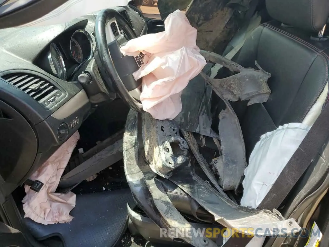 7 Photograph of a damaged car 2C4RDGEG0KR670375 DODGE CARAVAN 2019