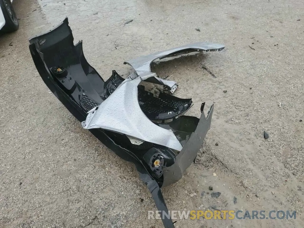13 Photograph of a damaged car 2C4RDGEG0KR670540 DODGE CARAVAN 2019