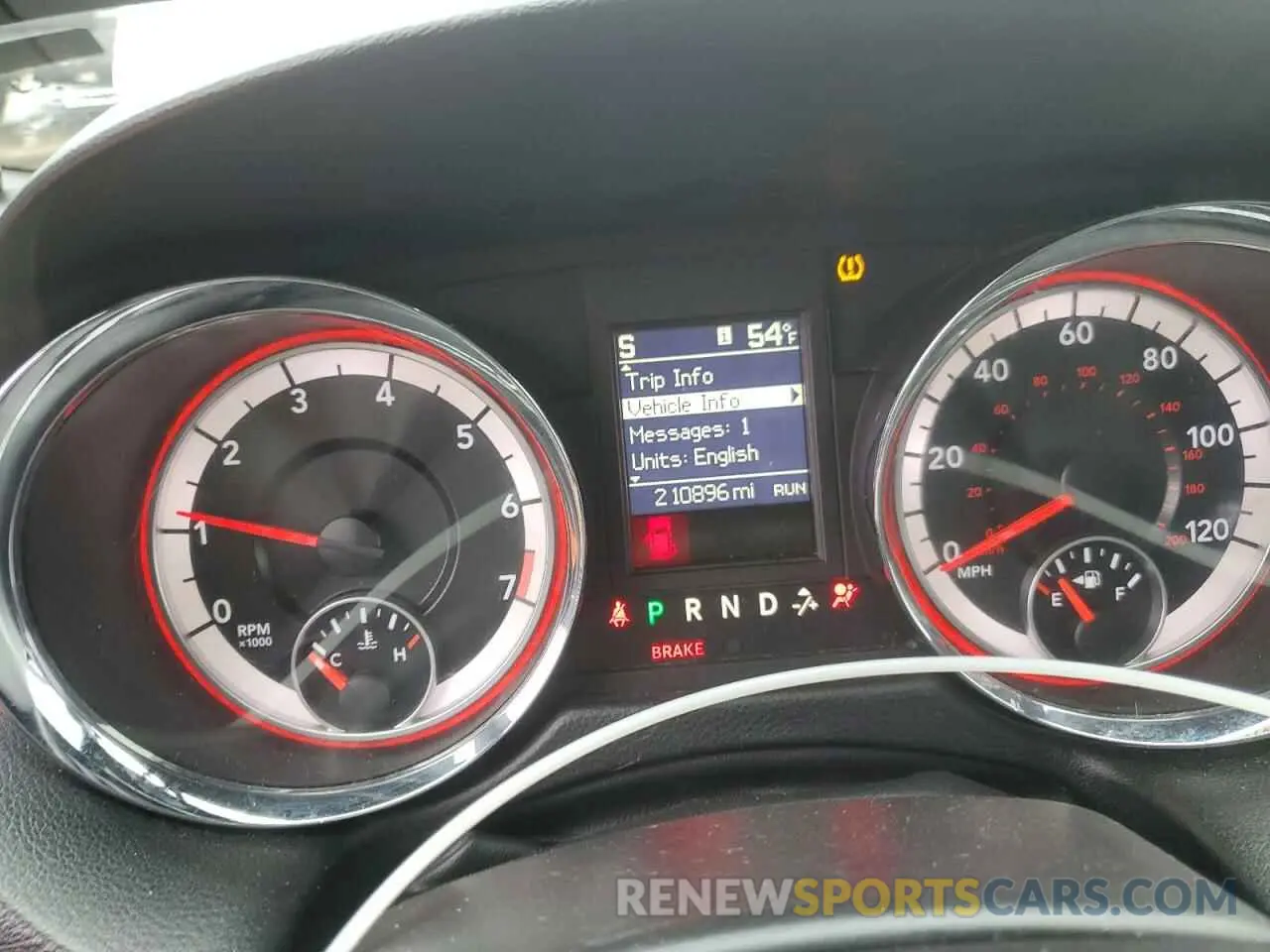 9 Photograph of a damaged car 2C4RDGEG0KR670540 DODGE CARAVAN 2019