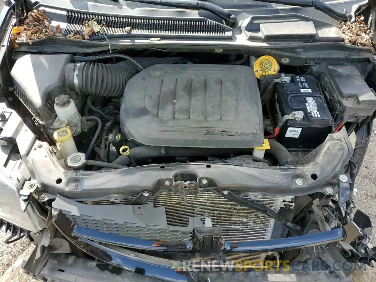 14 Photograph of a damaged car 2C4RDGEG0KR674569 DODGE CARAVAN 2019