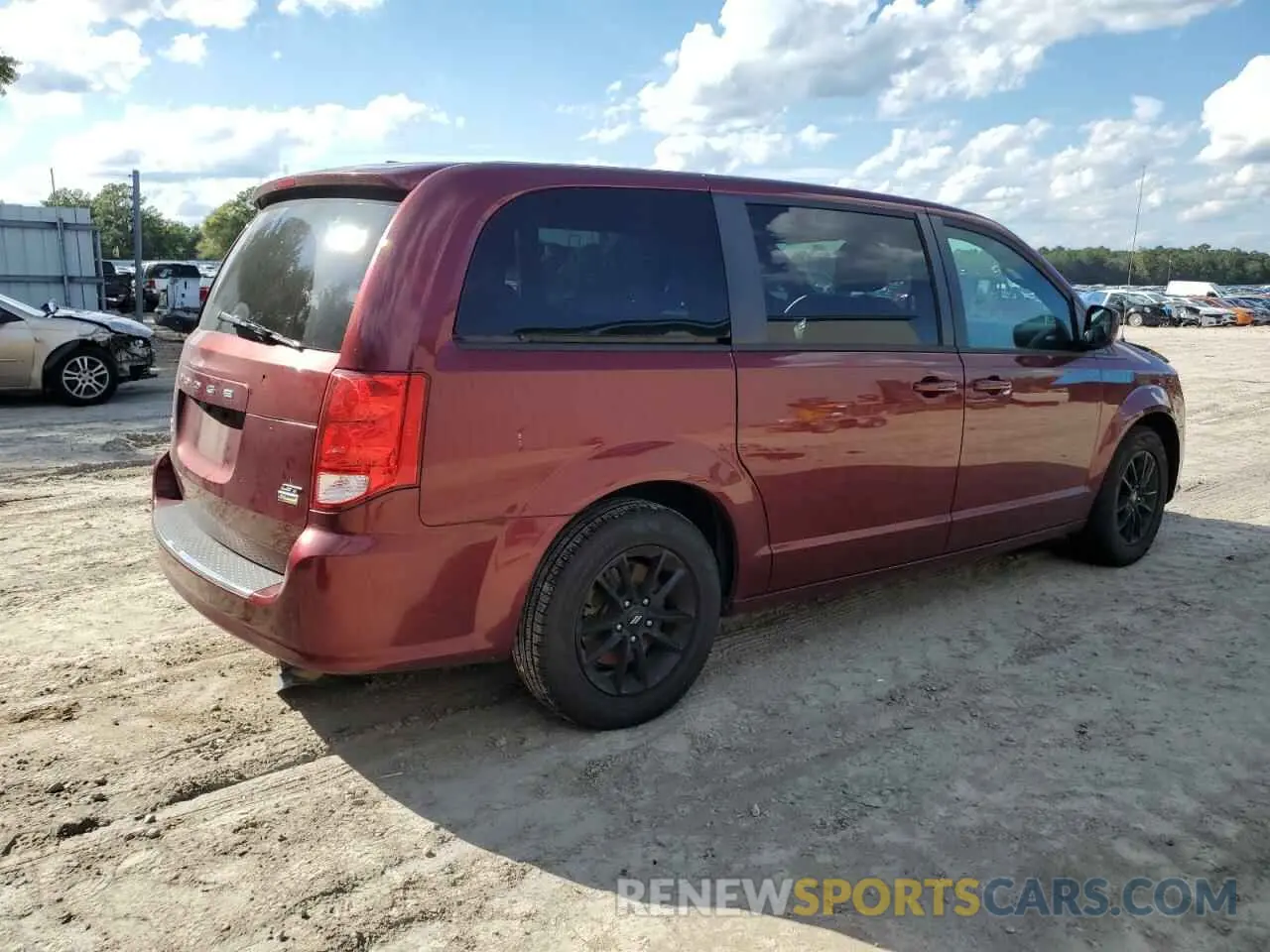 3 Photograph of a damaged car 2C4RDGEG0KR711099 DODGE CARAVAN 2019