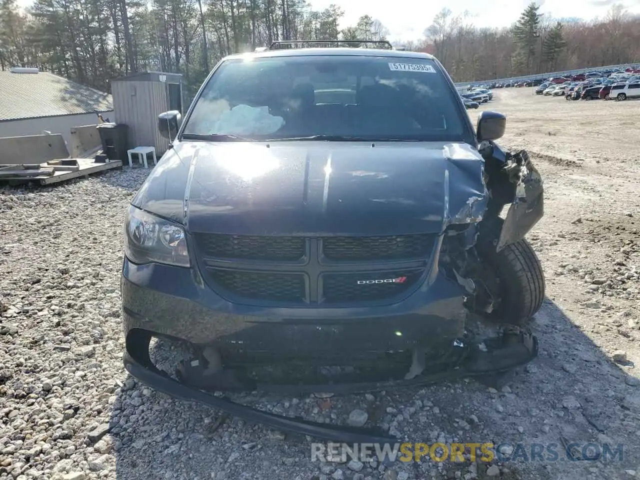 5 Photograph of a damaged car 2C4RDGEG1KR632069 DODGE CARAVAN 2019