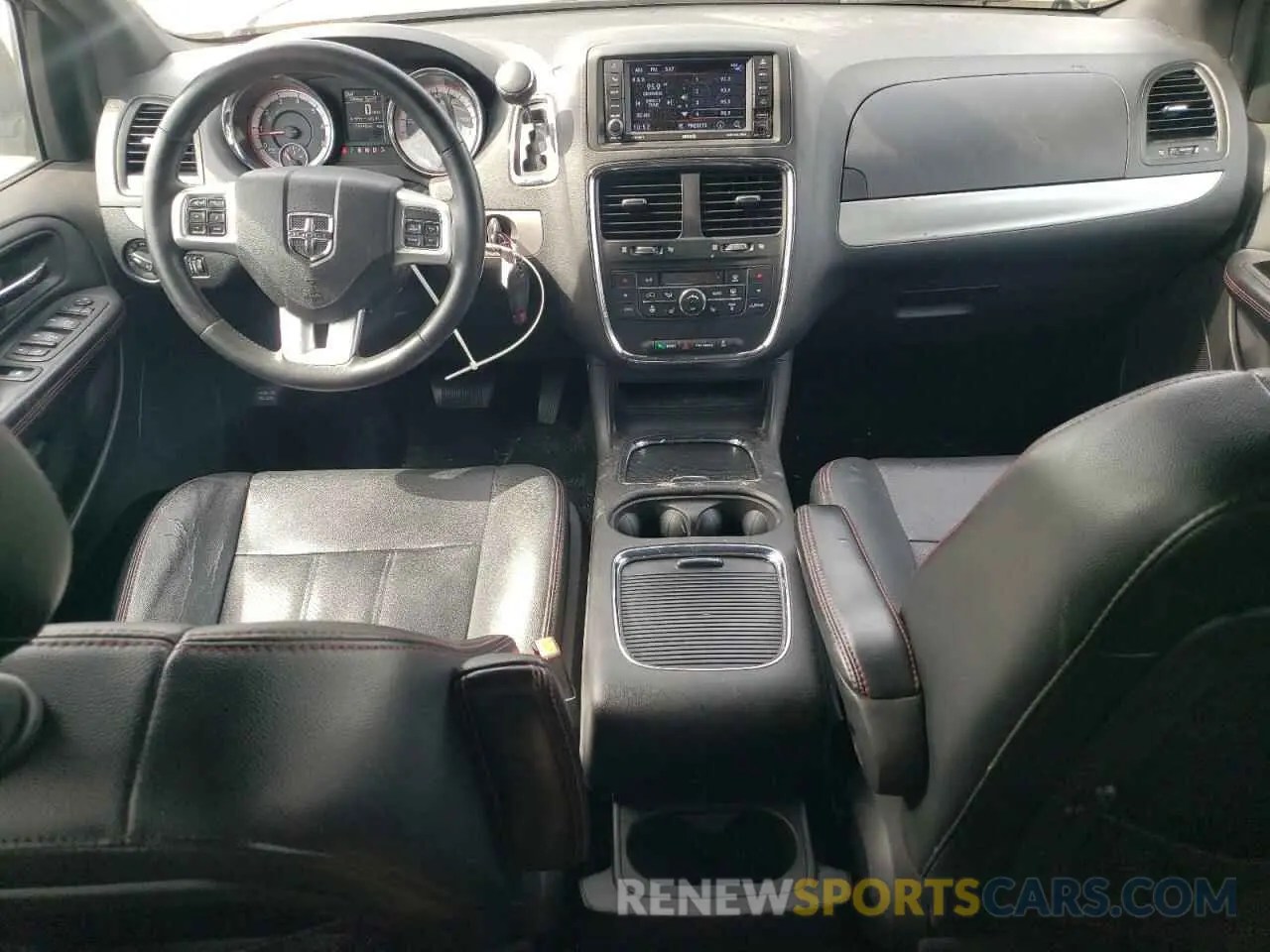 8 Photograph of a damaged car 2C4RDGEG1KR670787 DODGE CARAVAN 2019