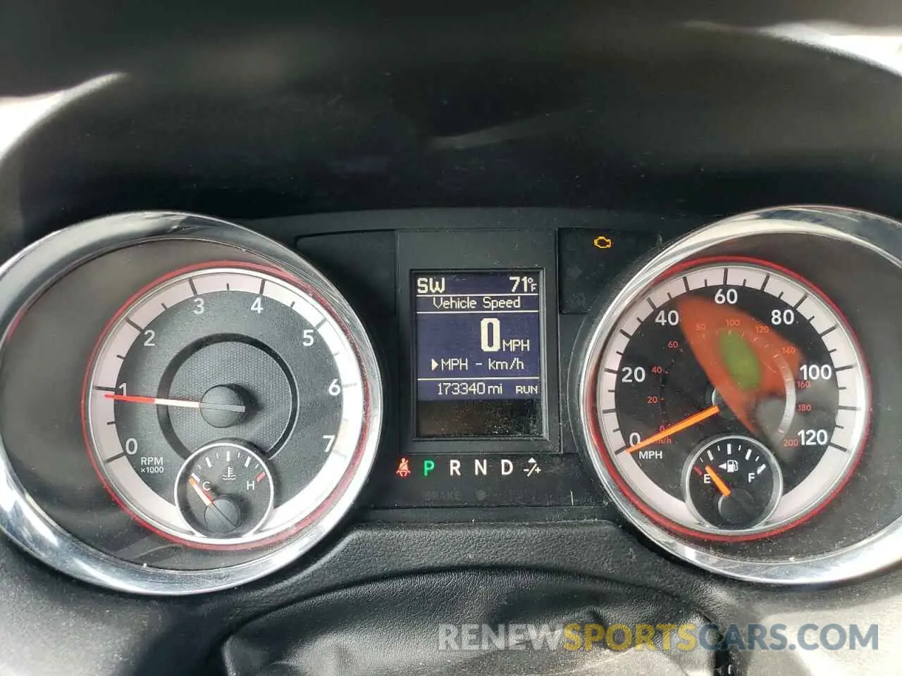 9 Photograph of a damaged car 2C4RDGEG1KR670787 DODGE CARAVAN 2019