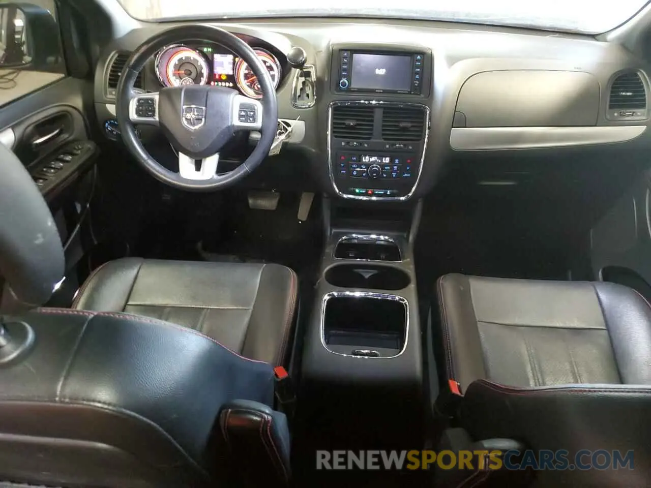 8 Photograph of a damaged car 2C4RDGEG1KR709457 DODGE CARAVAN 2019