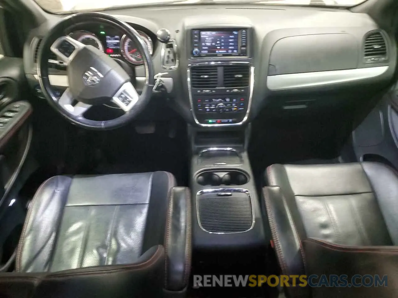 8 Photograph of a damaged car 2C4RDGEG1KR769111 DODGE CARAVAN 2019