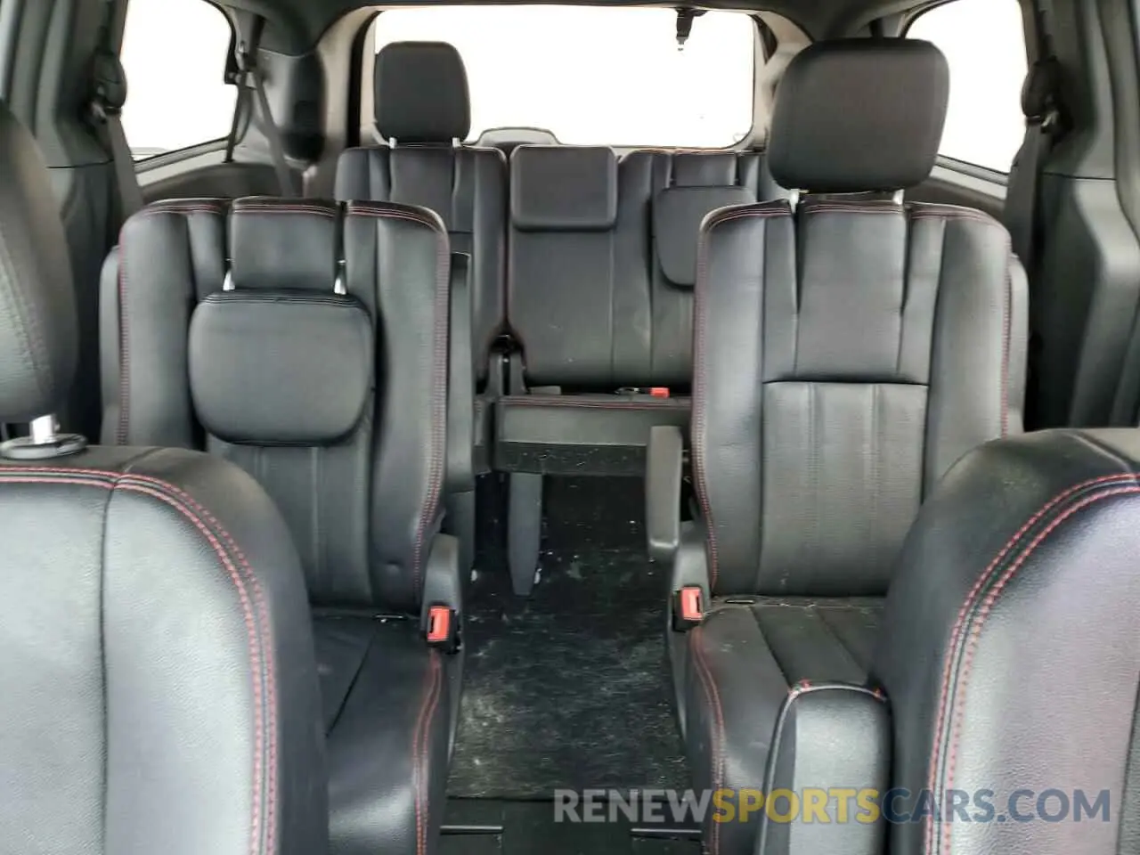 10 Photograph of a damaged car 2C4RDGEG2KR519246 DODGE CARAVAN 2019