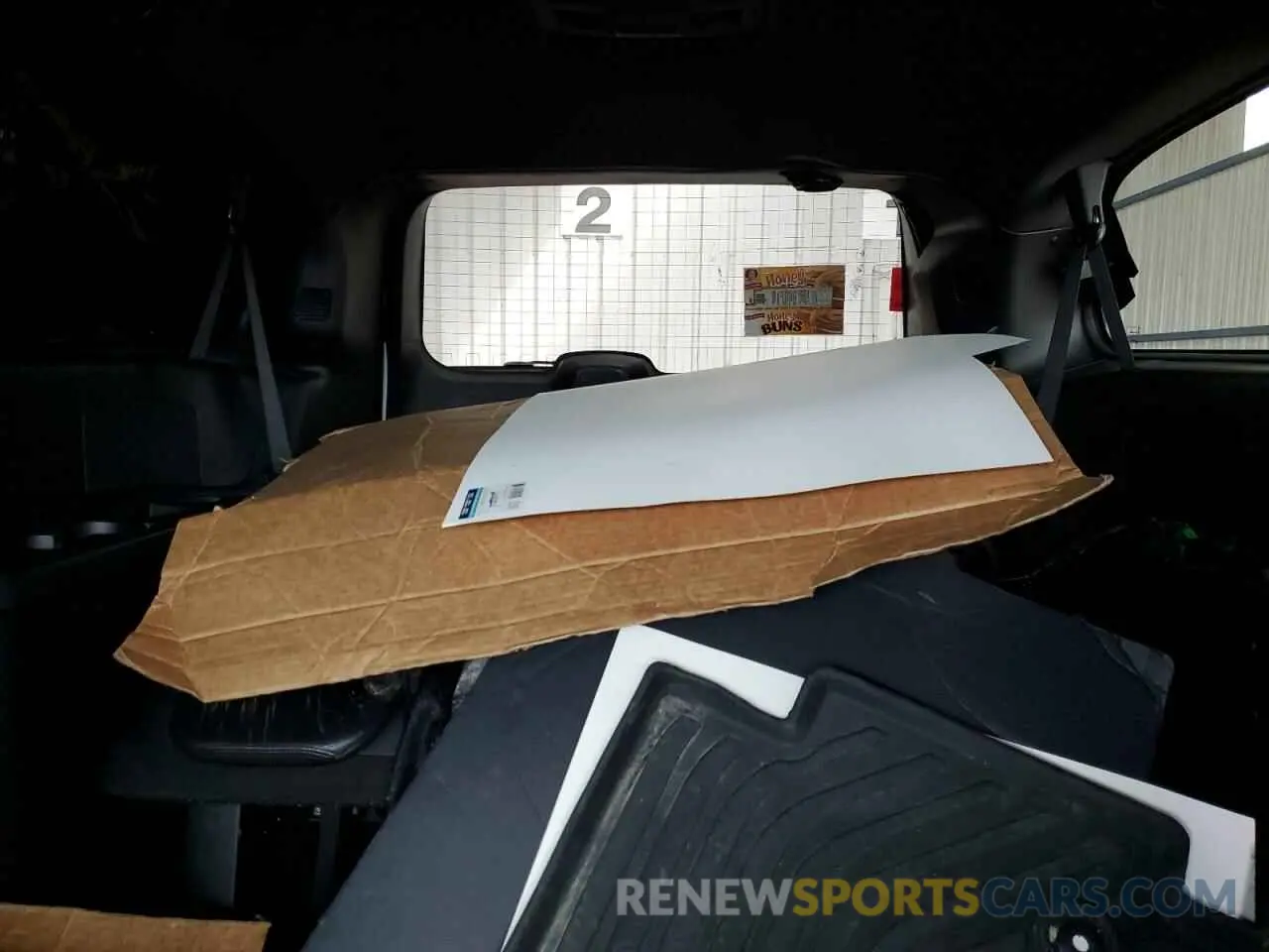 10 Photograph of a damaged car 2C4RDGEG2KR537956 DODGE CARAVAN 2019