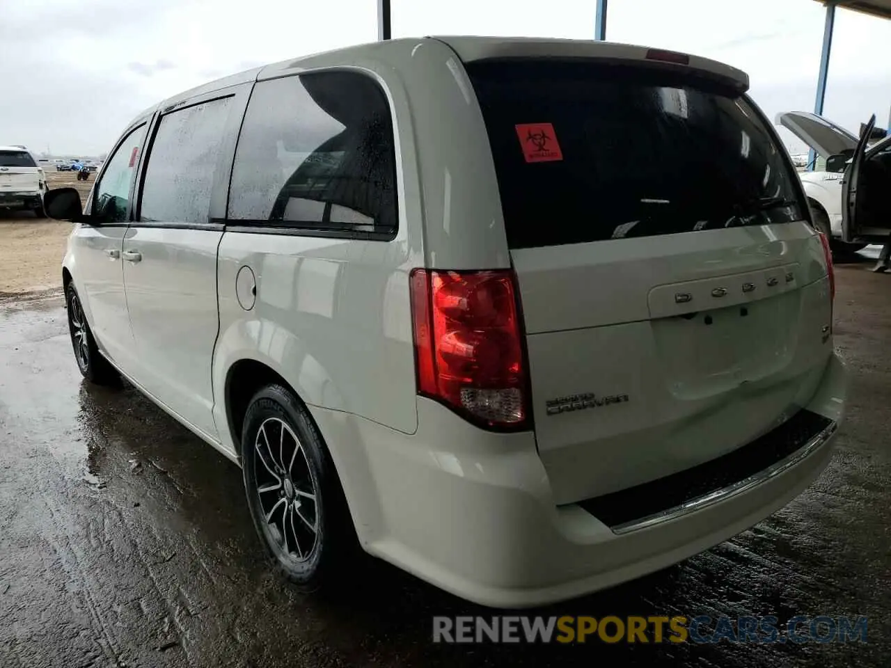2 Photograph of a damaged car 2C4RDGEG2KR537956 DODGE CARAVAN 2019