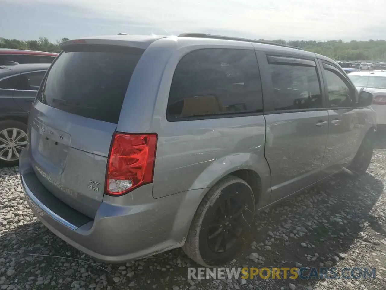 3 Photograph of a damaged car 2C4RDGEG2KR750812 DODGE CARAVAN 2019