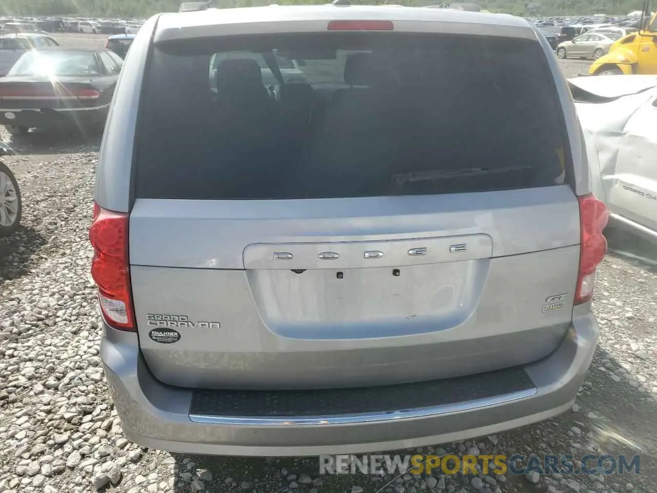 6 Photograph of a damaged car 2C4RDGEG2KR750812 DODGE CARAVAN 2019