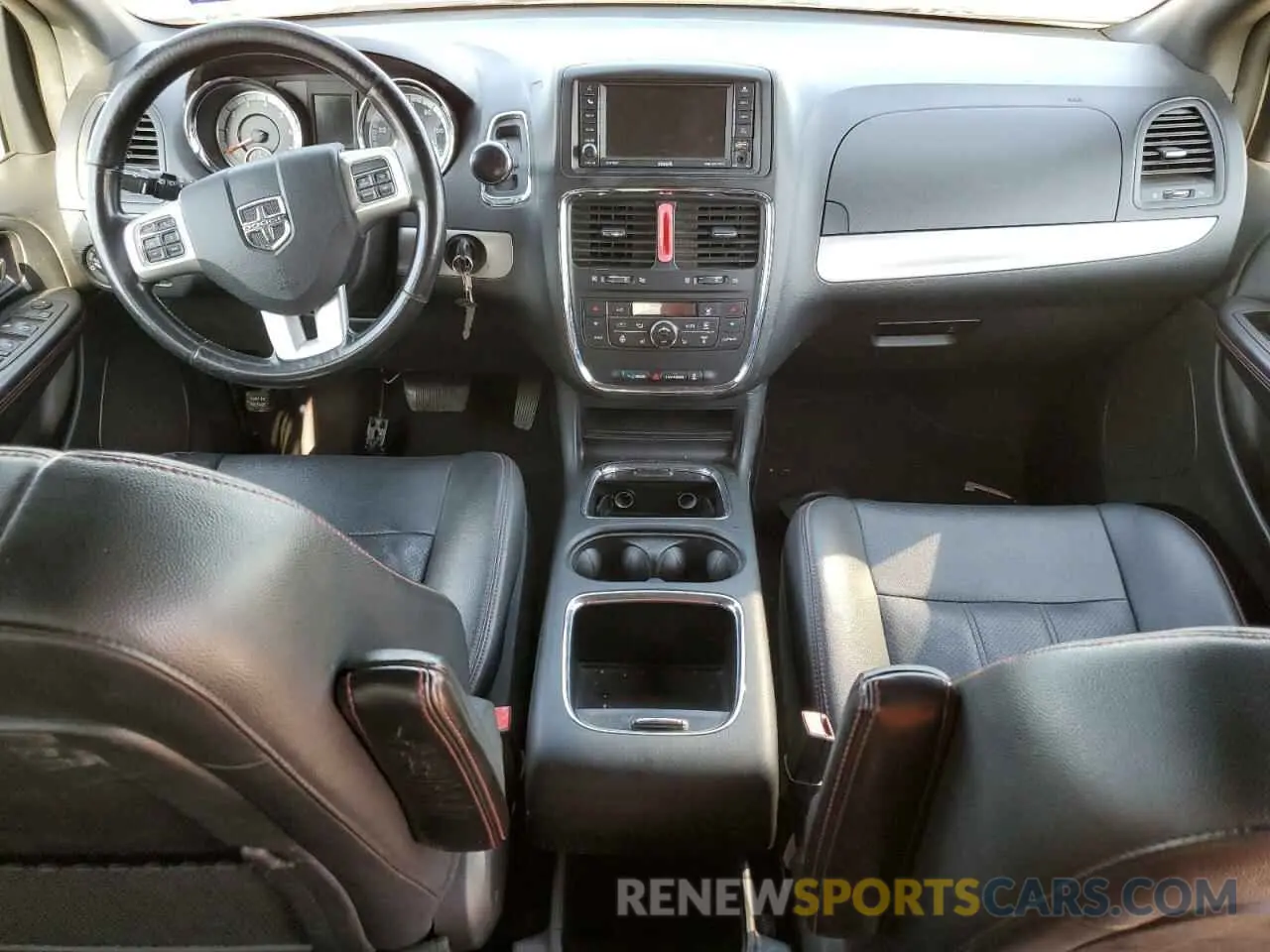 8 Photograph of a damaged car 2C4RDGEG2KR764547 DODGE CARAVAN 2019