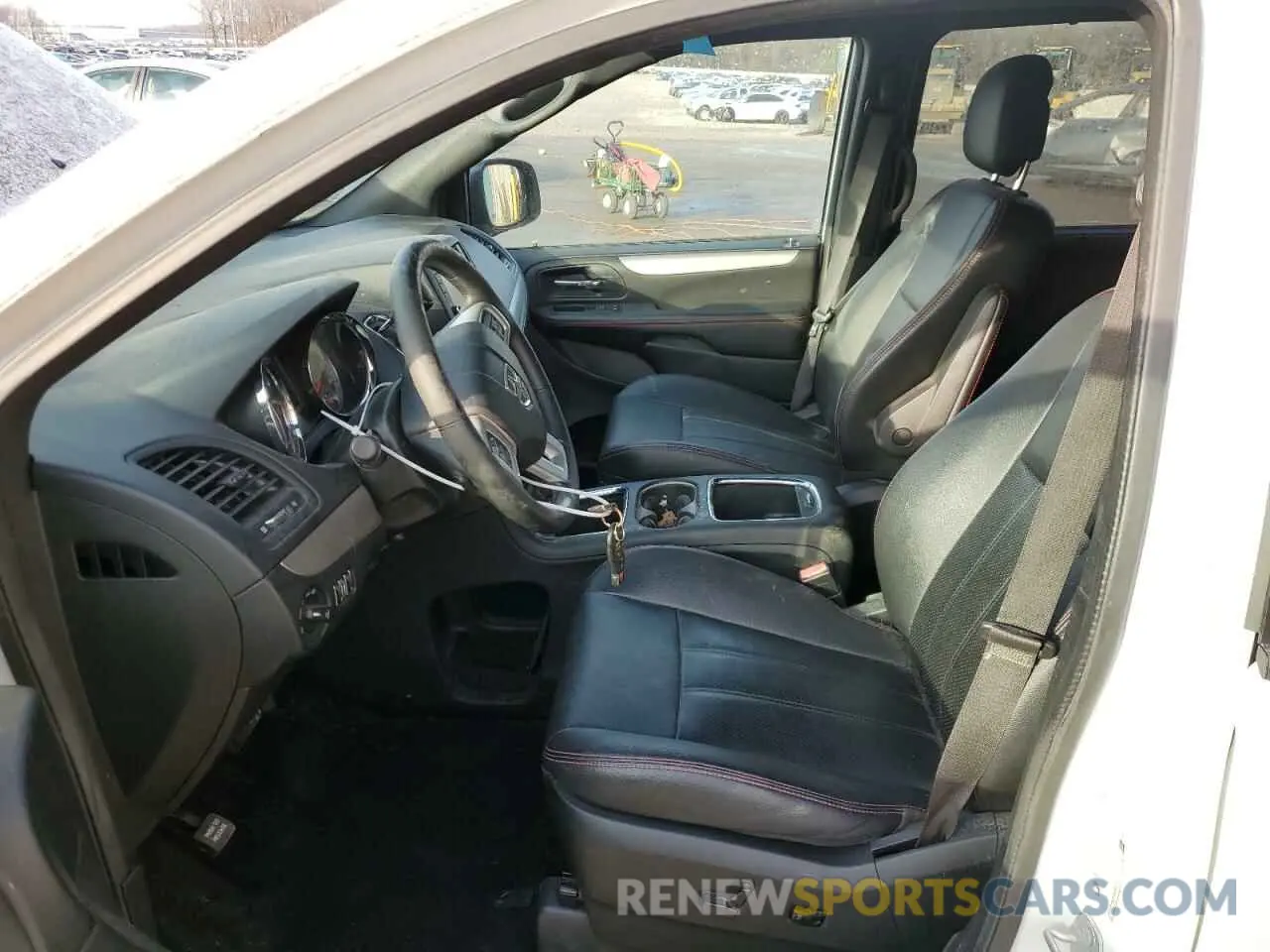 7 Photograph of a damaged car 2C4RDGEG3KR513195 DODGE CARAVAN 2019