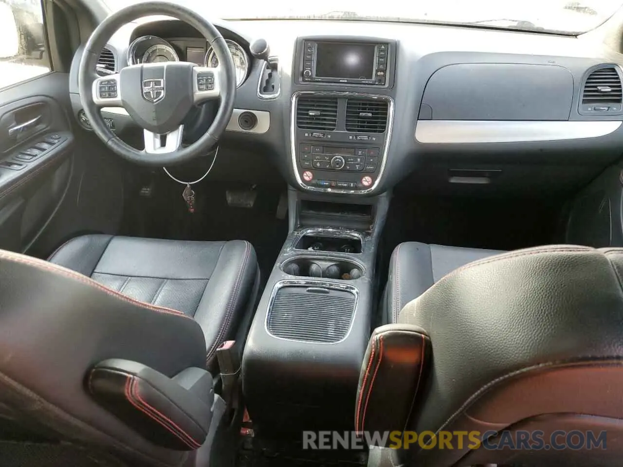 8 Photograph of a damaged car 2C4RDGEG3KR513195 DODGE CARAVAN 2019